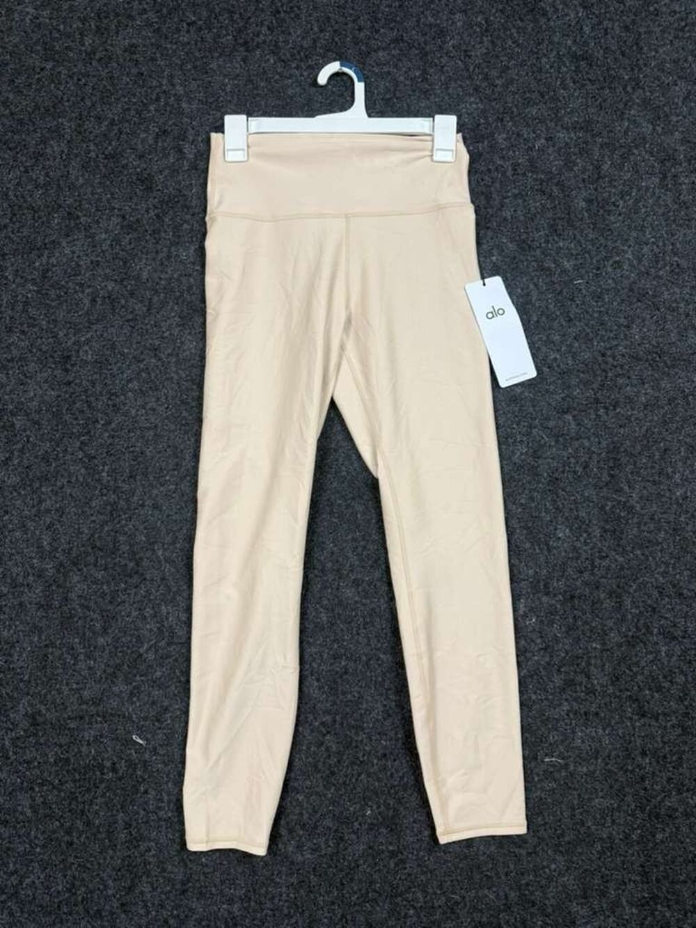 Alo Yoga Airlift 7/8 High Waist Leggings Size M Macadamia NWT W5766R